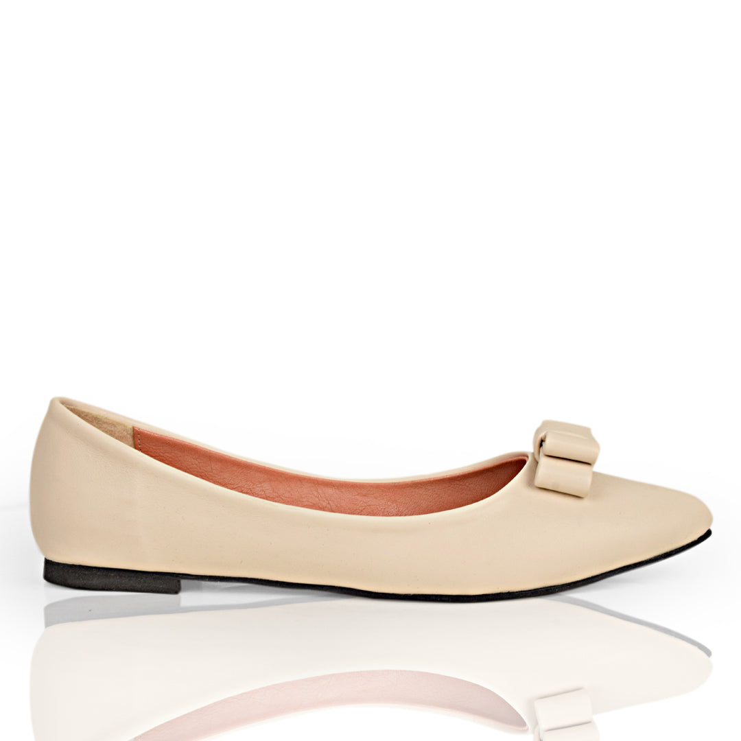 فلات مدبب بفيونكة