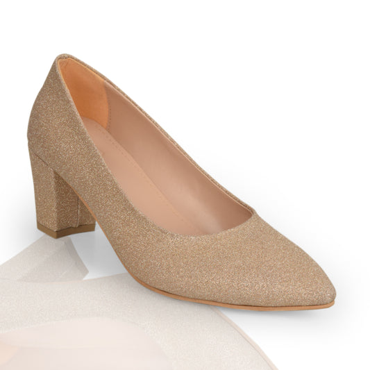 كعب كلاسيكي مدبب لامع