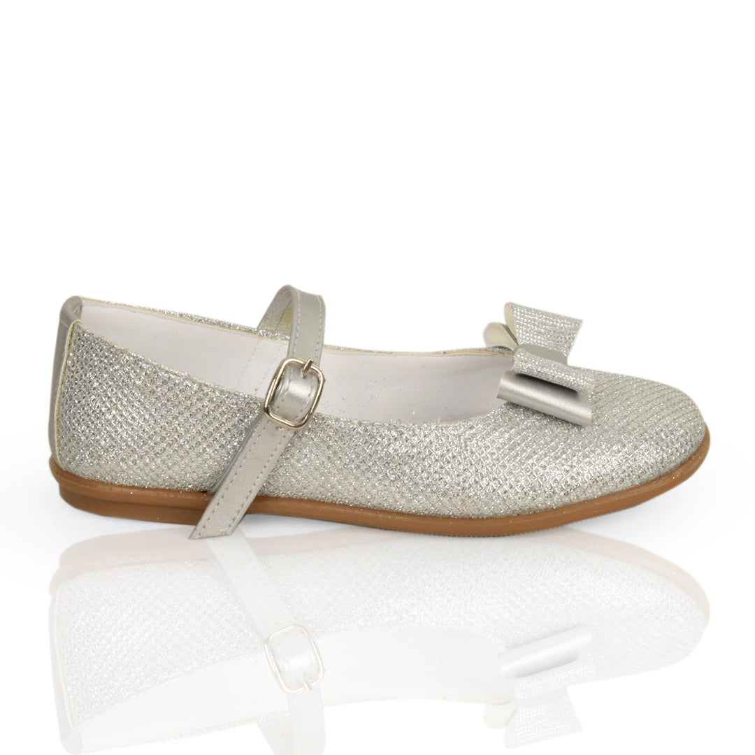 باليرينا لامعة