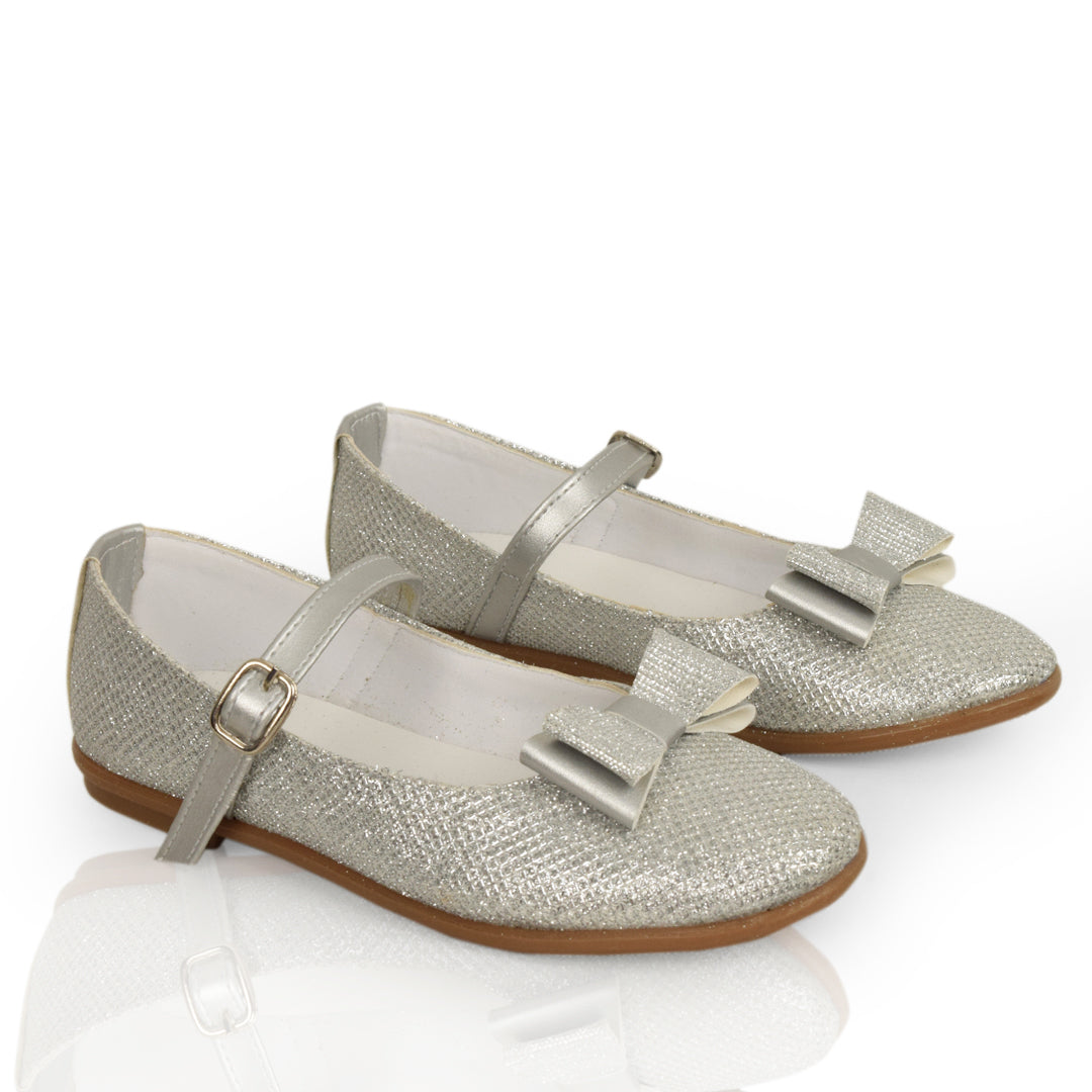 باليرينا لامعة